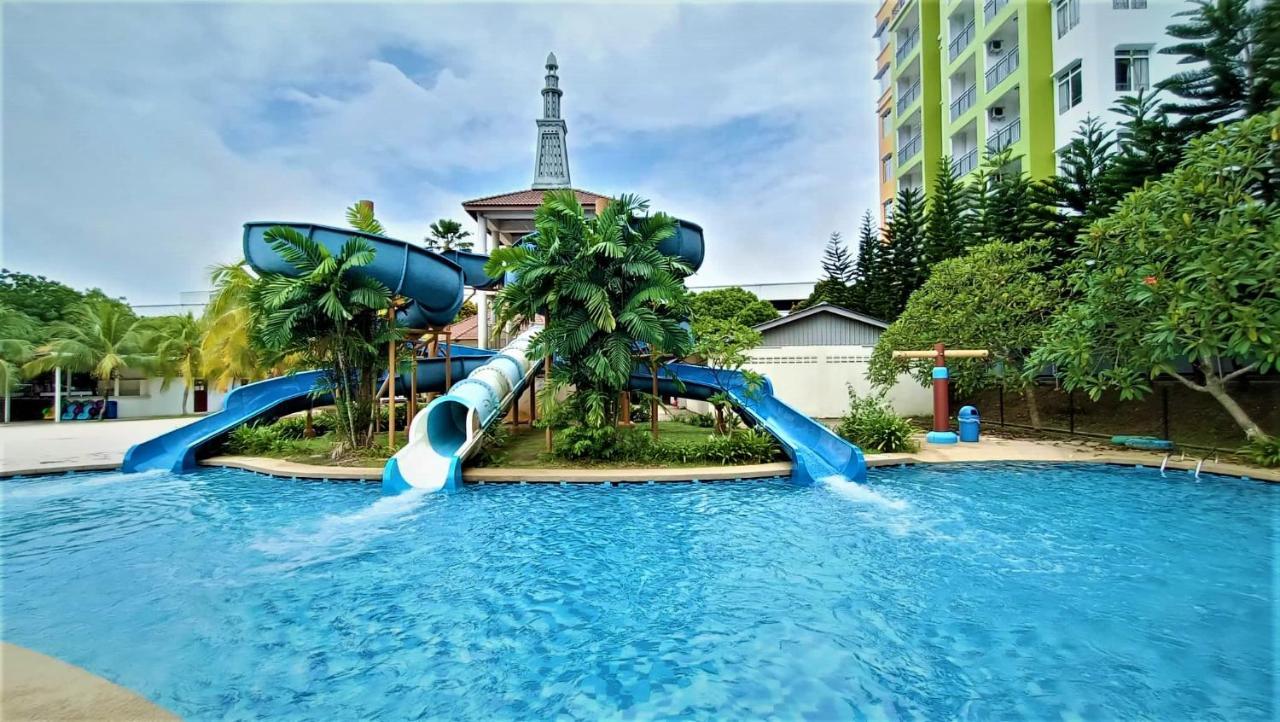 Melaka By Lg Water Themepark & Resort Melaka By Ggm Malacca Exterior photo